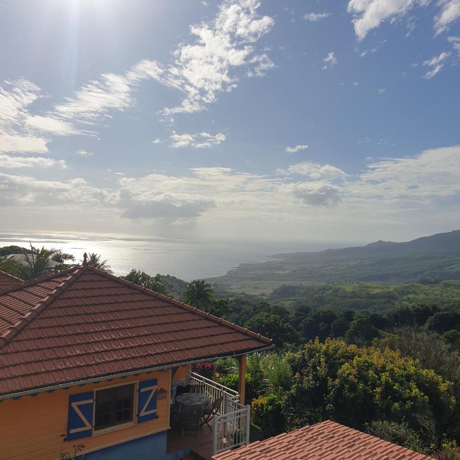 הוילה Fond-Saint-Denis Le Hameau Du Morne Des Cadets מראה חיצוני תמונה